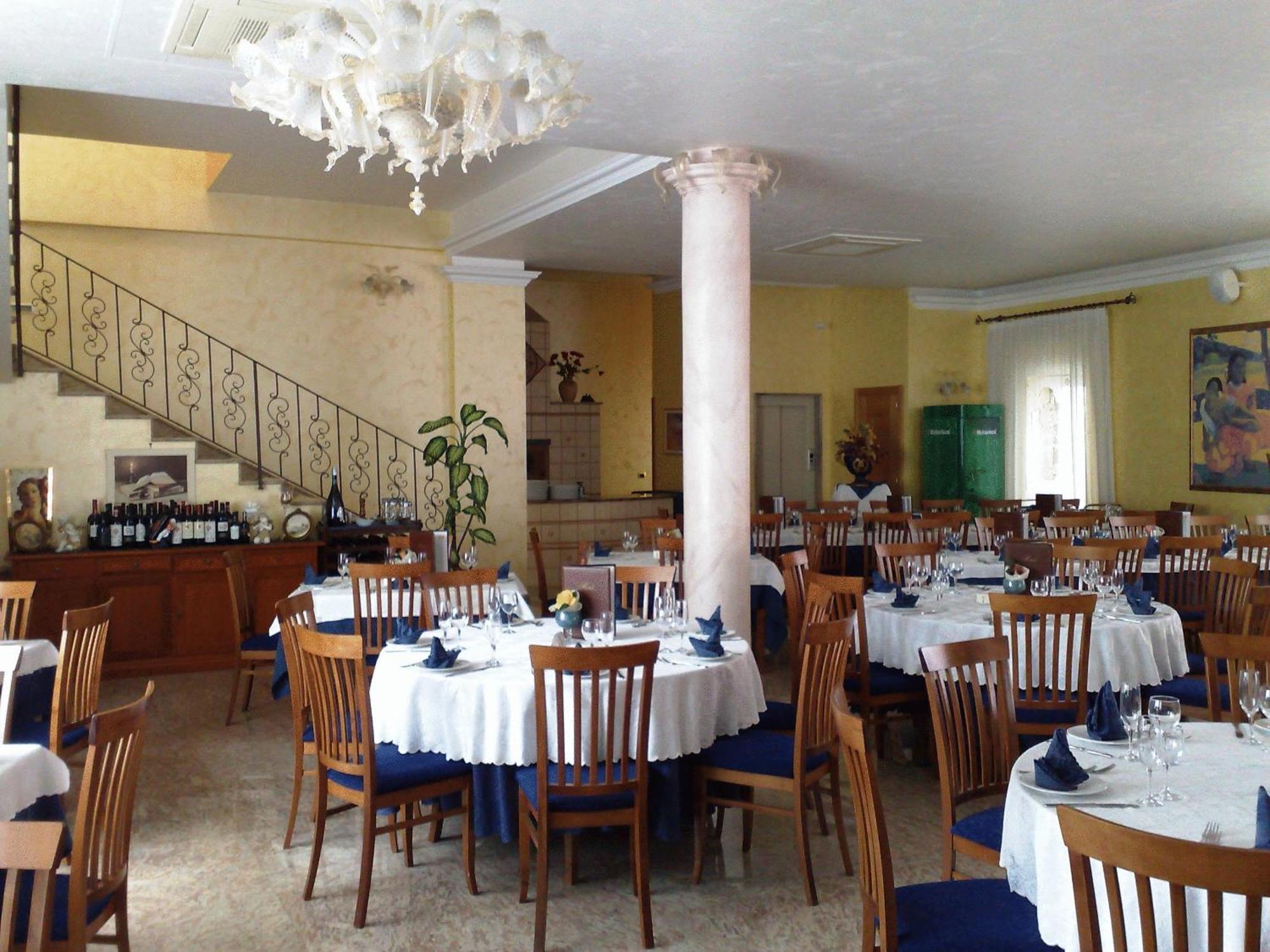 Hotel Ristorante Cordial Comiso Zewnętrze zdjęcie
